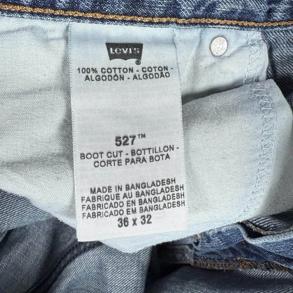 Levi's 527 Men's 36x32 (Fits 35x33) Blue Denim Low Boot Cut Distressed Y2K‎